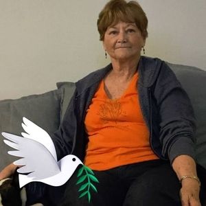 Meet your Posher, Laurena